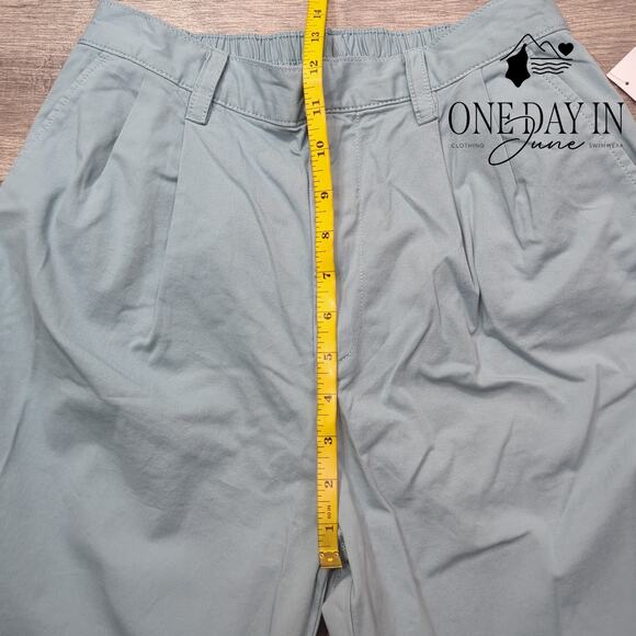 Gap Petite Comfort Waist Tapered Leg Pants Size 4P - Picture 4 of 6